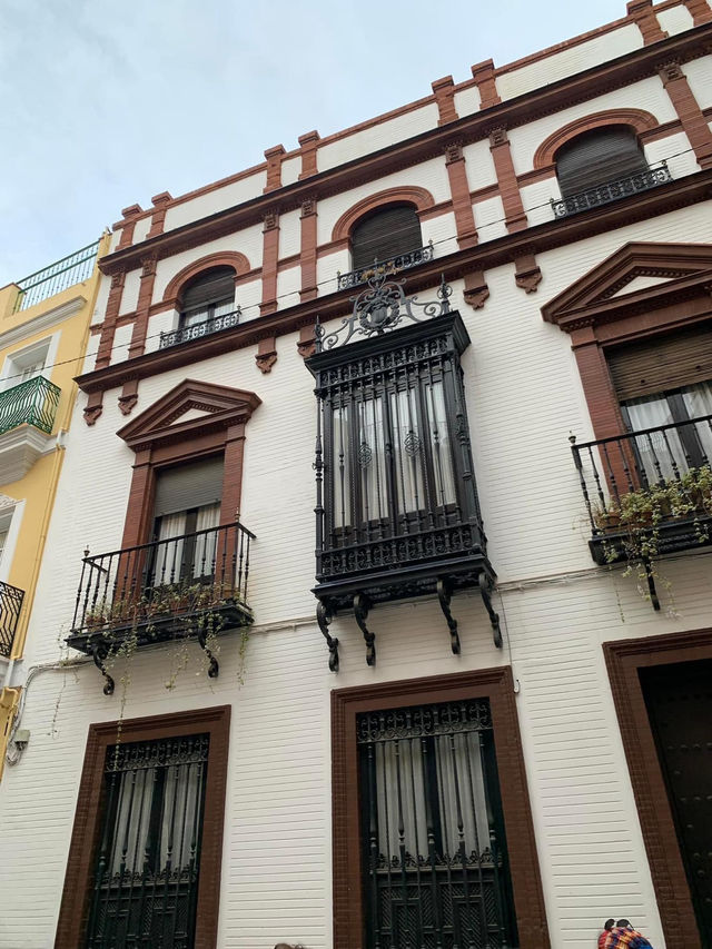 🌟Captivating and Charming alleys in Seville✨