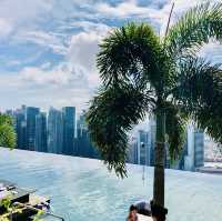At the Top Infinity Pool of Marina Bay Sands 🇸🇬