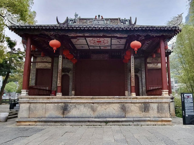 黃姚古鎮-山名水秀，古式古香，仿彿穿越回古代
