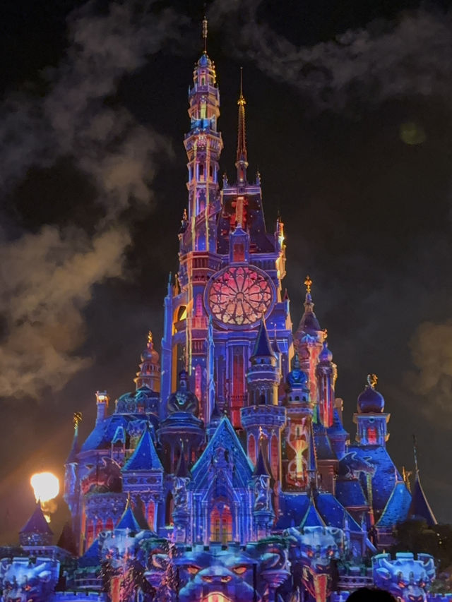 香港ディズニーランド🇭🇰夜空をイルミネーション