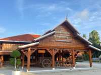 วัดสารวัน วัดสวยในไม้แก่น
