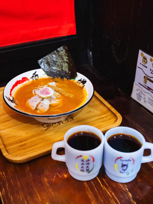 🇭🇰| 屯門 - 🍜✨ 隱世咖啡拉麵店 Cafe & Ramen 