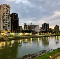 臺北基隆河 彩虹橋 成美長壽橋夜景