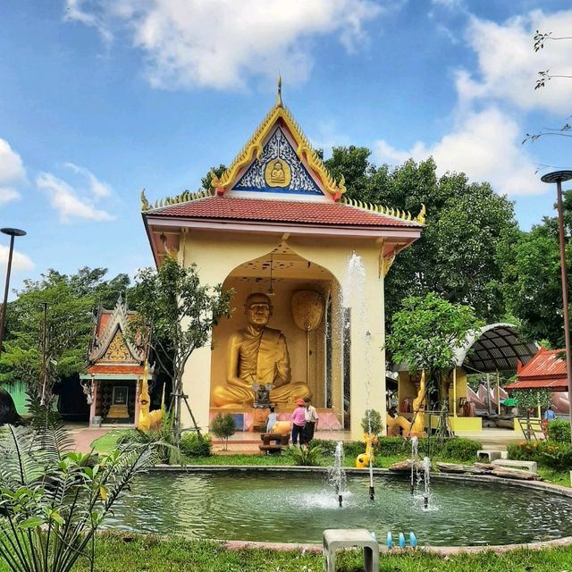 หลวงปู่ใหญ่เทพโลกอุดร องค์ใหญ่ที่สุดในโลก