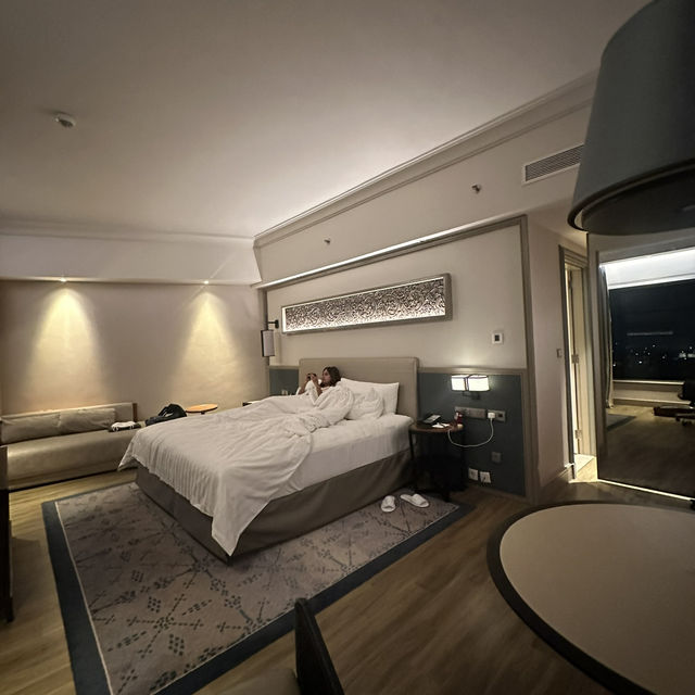 Shangri-La Surabaya Room Tour