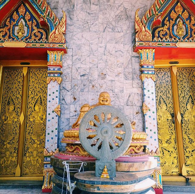 泰國曼谷皇家古廟景點:Wat Ratchawarin，建築精美絕倫，適合打卡拍照📸