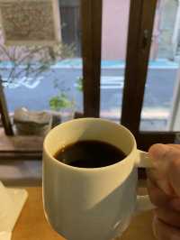 《アアアアアア 豆焙所》體驗手沖咖啡的溫度與香氣