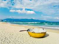 Escape to Paradise: Beaches in Da Nang! 🇻🇳 🌊 🌴