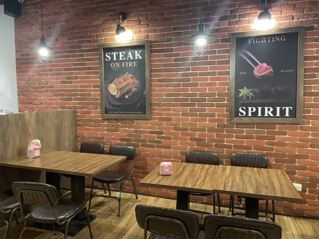 A Dinner to Remember at 鬥炙原味炙燒牛排, Luodong’s Steak Hotspot! 🥩🔥 