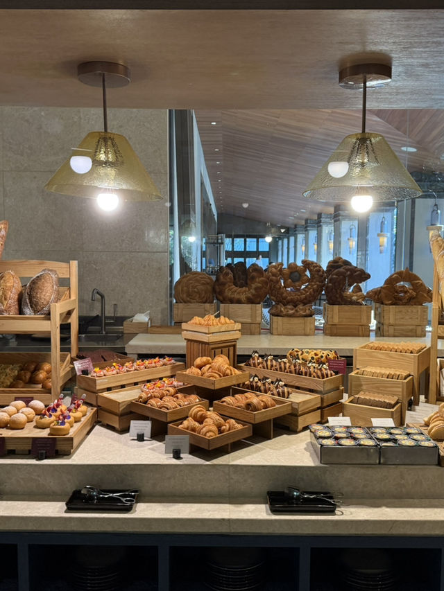 Amazing luxury breakfast buffet🏝️