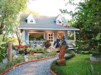 Cafe Homey Cafe tiny house 