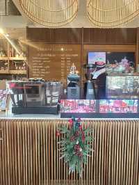 ร้านอาหารกึ่ง คาเฟ่ที่สวยมาก