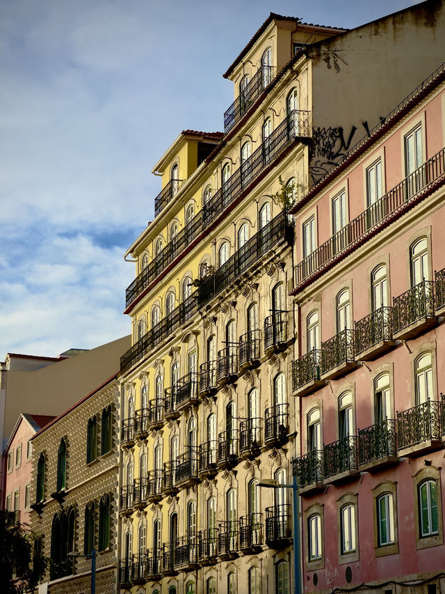 A Day in the Heart of Lisbon: Explore, Relax, Enjoy