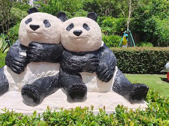 很趣緻的熊貓🐼🐼館