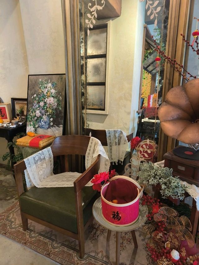 Where Tradition Meets Modern Charm