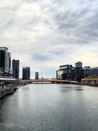 Evening Strolls Along Melbourne’s Dazzling Waterfront