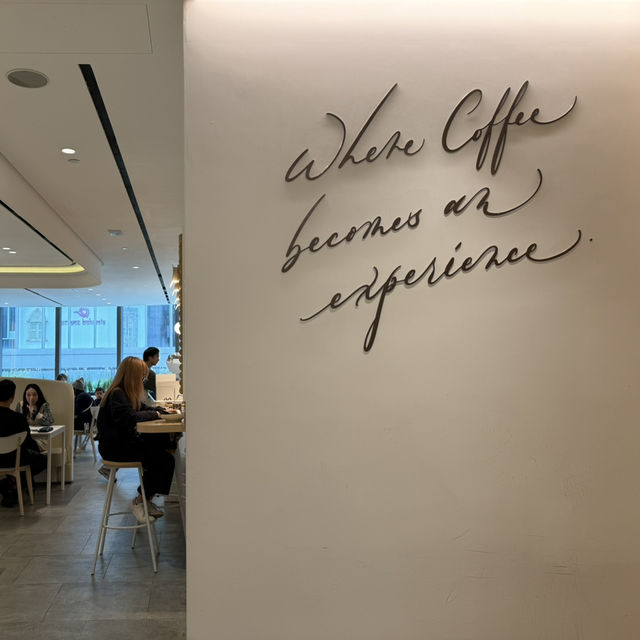 超靚嘅拉花咖啡🐍人氣咖啡店抵食午市套餐