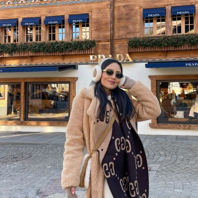 Gstaad: A Ski Paradise with Luxury & Charm! ⛷️❄️✨