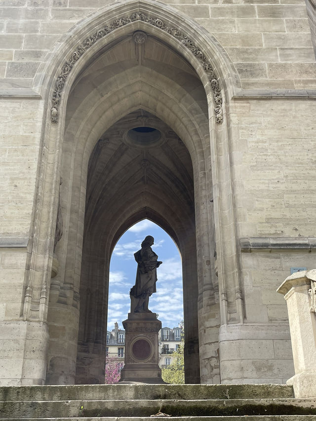 🇫🇷 Square of Saint-Jacques Tower