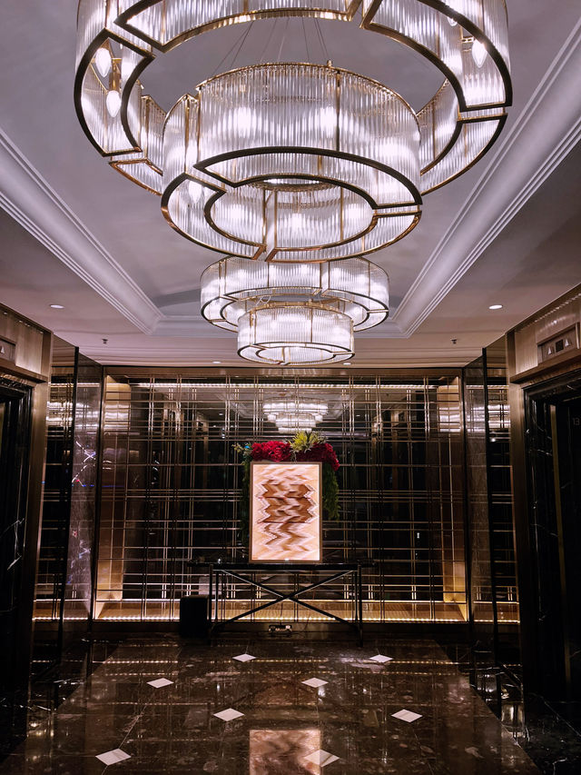 Orchard Hotel Singapore: Quick Check-in & Upgraded!😇