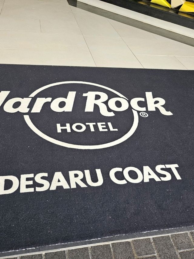 2 Days in Johor Bahru, Hard Rock Shop/Desaru/Teluk Ramunia