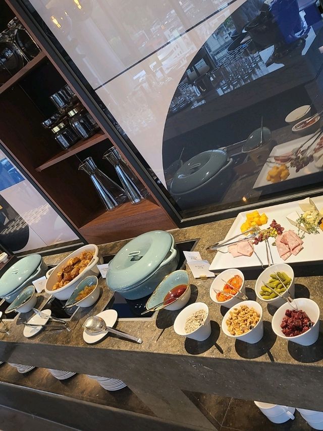 남산뷰 신상호텔 보코명동 클럽라운지
