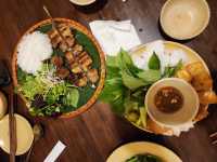 🪵하노이 맛집 '꽌안응온 (Quan an Ngon)'