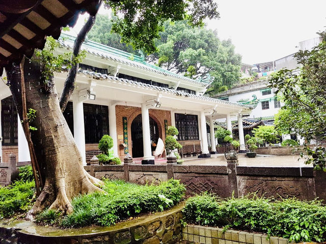 Guangzhou's Oldest Mosque: Huaisheng Mosque