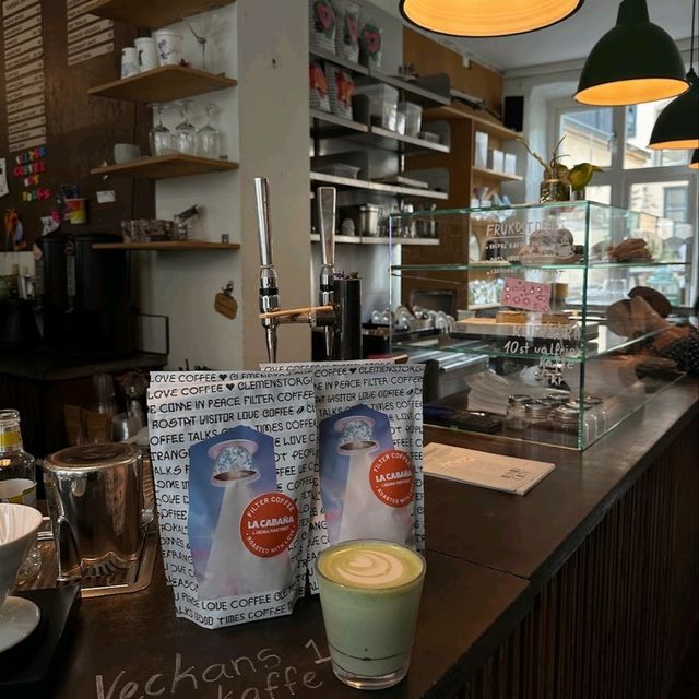 Nive place with snacks and coffee