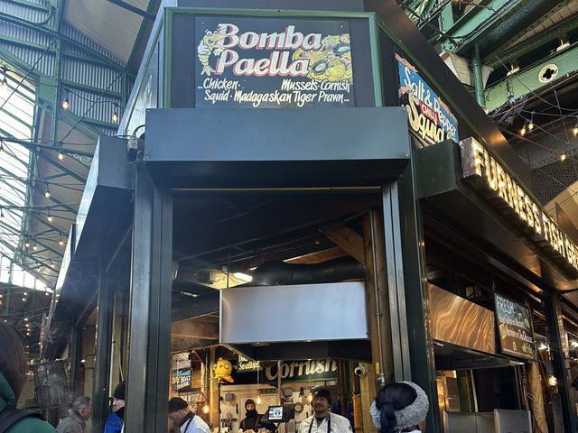 Top Must-Try Foods at Borough Market, London