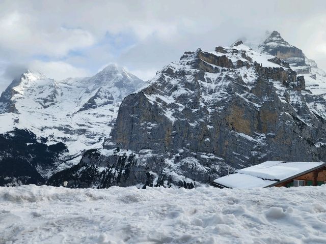 スイスアルプスの隠れた宝石、ミューレン(Murren)の魅力