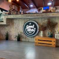 Good Vibes Cafe คาเฟ่ที่เต็มไปด้วยบรรยากาศดี ๆ