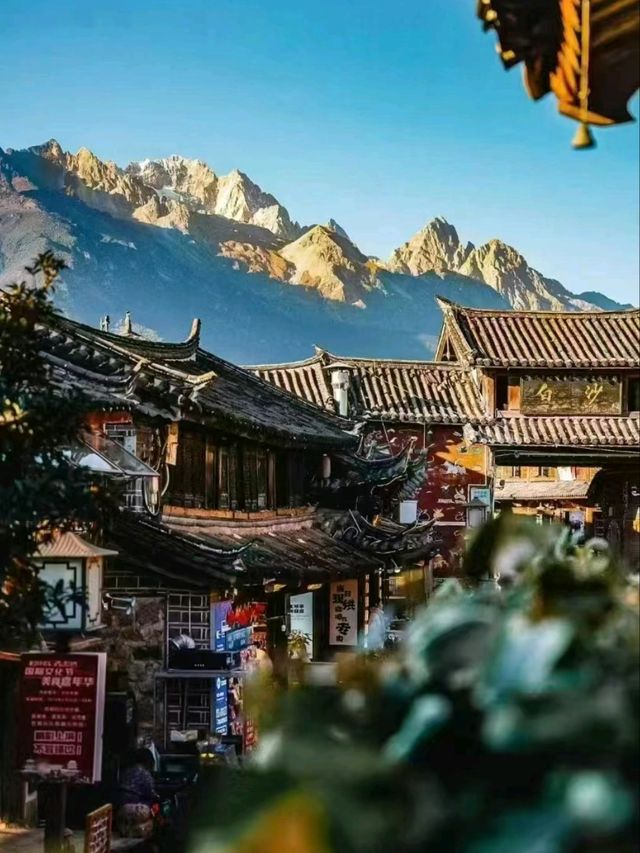 Baisha Ancient Town: A Tranquil Gem in the Shadow of Snowy Peaks