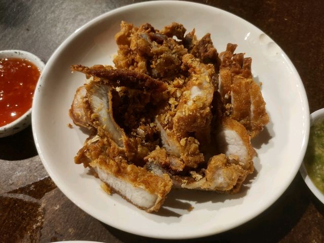 ร้านดังเป็นกระแส อาหารทะเลสด ย่านเลียบด่วน