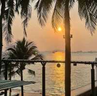 พาครอบครัว เที่ยวถ่ายรูปทานอาหาร - มุมอร่อยศรีราชา