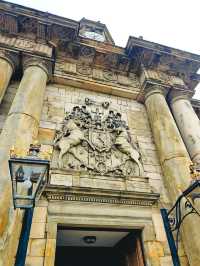 Hidden Gem in Edinburgh: The Enchanting Palace of Holyroodhouse