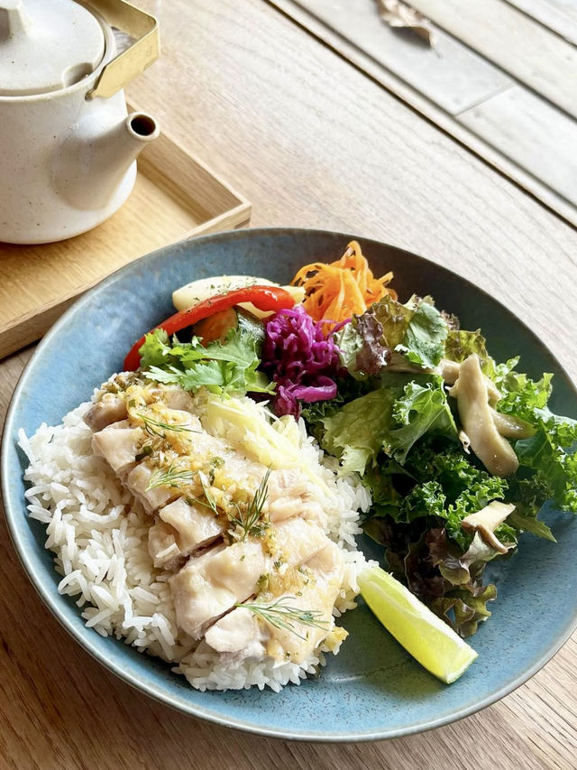 Spring Terrace Vibes at Pechka Café