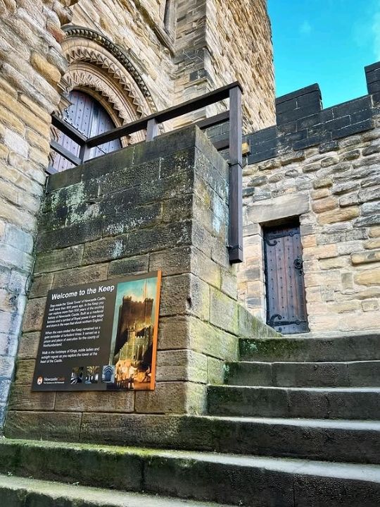 A fascinating experience of an almost fully intact castle with dark narrow stone corridors