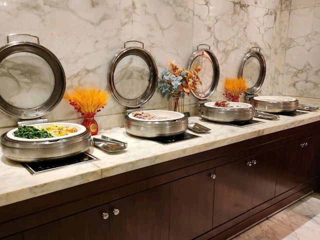 🍽️【上海錦江都城新城飯店｜外灘晨光早餐盛宴】