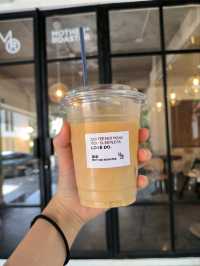 Mother Roaster จิบกาแฟชมวัง