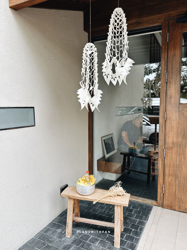 riion chiang mai cafe | stay | gallery . 🤍✨