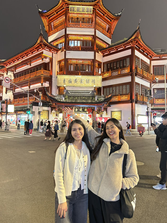เที่ยวถนนคนเดินโบราณ Yuyuan old street