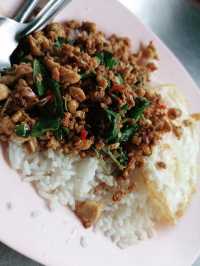 ร้านเจ๊กเปี๊ยะหัวหิน ชื่อนี้มีแต่ของอร่อย