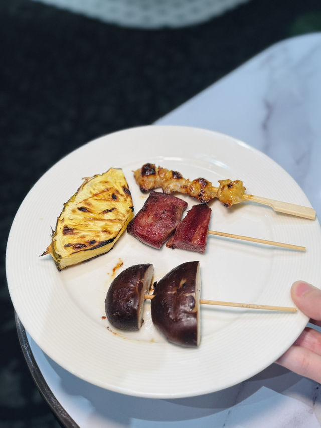 🦞✨【$499歎酒店級海鮮盛宴！任食龍蝦/片皮鵝＋紅白酒放題】✨🍷  