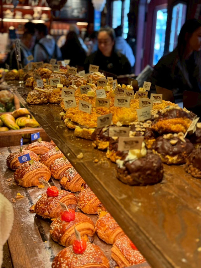 Amam LonBakery Town คาเฟ่ลอนดอนใจกลางเซี่ยงไฮ้
