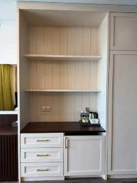 “Malibest Resort: Beachfront Bliss on a Budget”