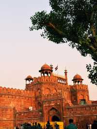 🏰🔥【インドの歴史を感じる真紅の要塞】 ラール・キラー（Red Fort）｜デリー