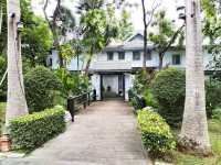 Zantiis Ndol Villas