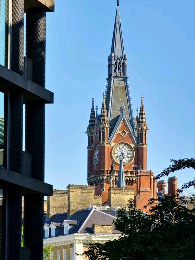 St. Pancras Renaissance Hotel: A Fairytale in Brick and Stone — and Totally Free to Visit!