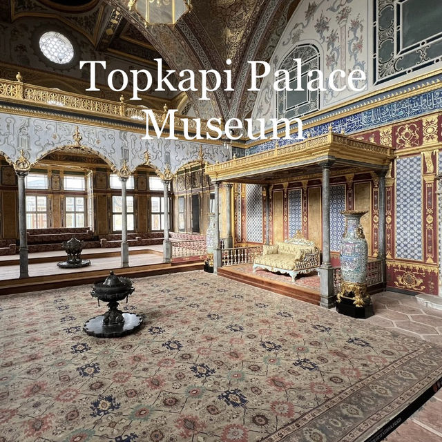 🕌🌊 Topkapi Palace: A Glimpse into Ottoman Grandeur